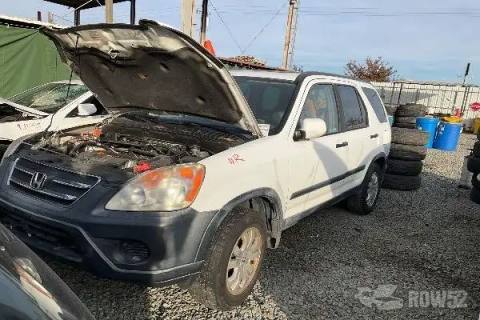 Photo of 2005 Honda CR-V