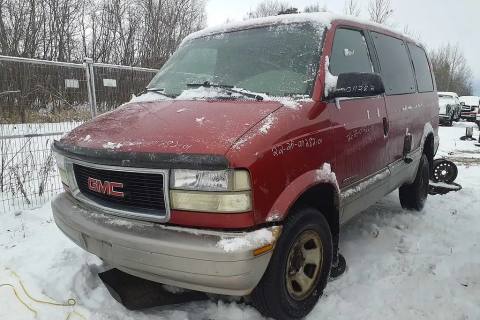 Photo of 2001 Gmc Safari