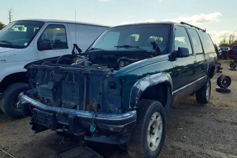 Photo of 1996 Gmc Suburban