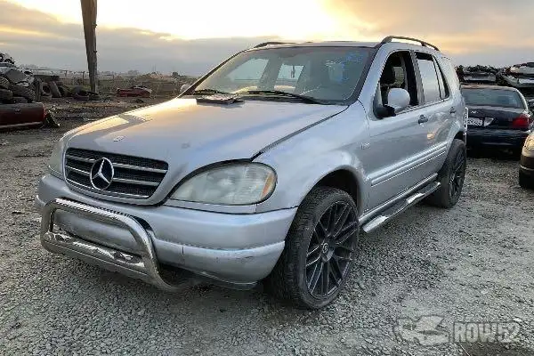 Photo of 2001 Mercedes-Benz M-Class