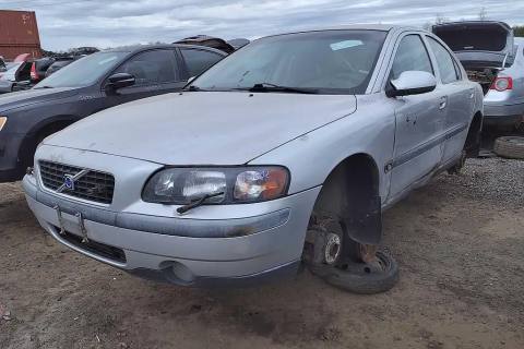 Photo of 2002 Volvo S60