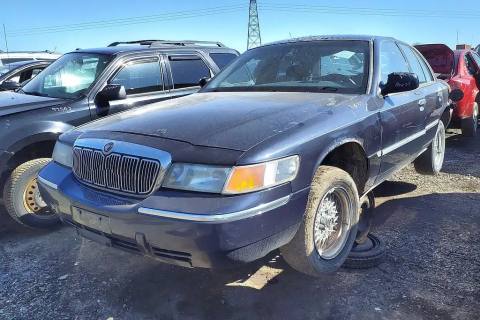 Photo of 2001 Mercury Grand Marquis