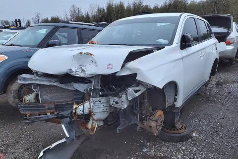 Photo of 2014 Mitsubishi Outlander