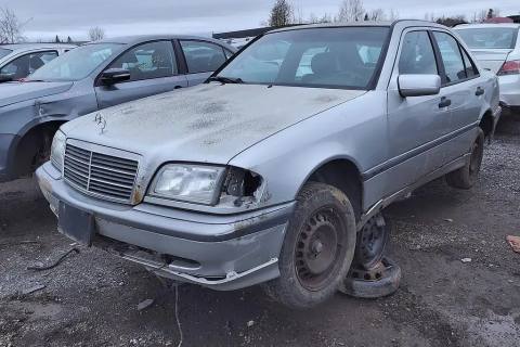 Photo of 2000 Mercedes-Benz C-Class