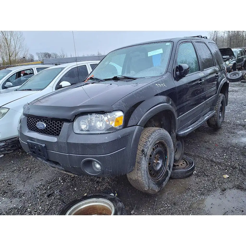 Photo of 2005 Ford Escape