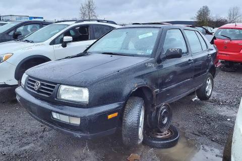 Photo of 1998 Volkswagen Jetta