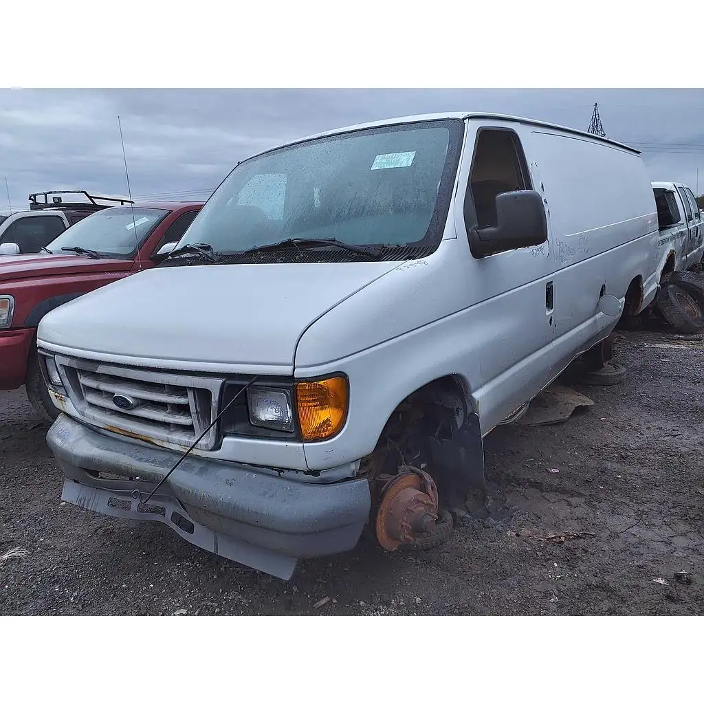 Photo of 2004 Ford Econoline