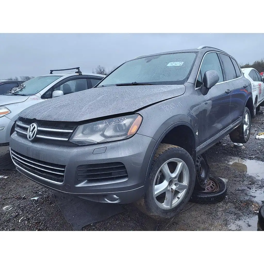 Photo of 2012 Volkswagen Touareg