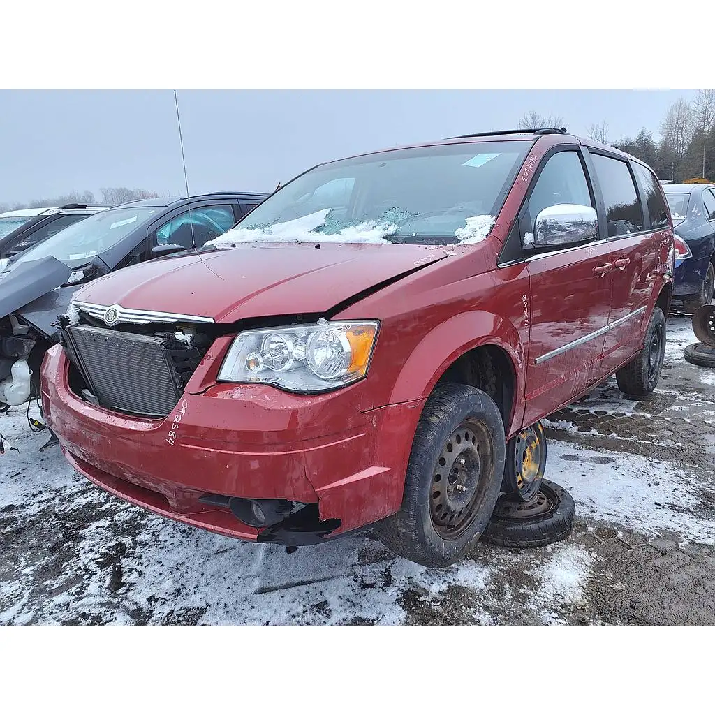 Photo of 2010 Chrysler Town & Country