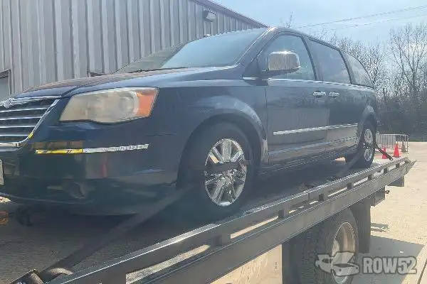 Photo of 2008 Chrysler Town & Country