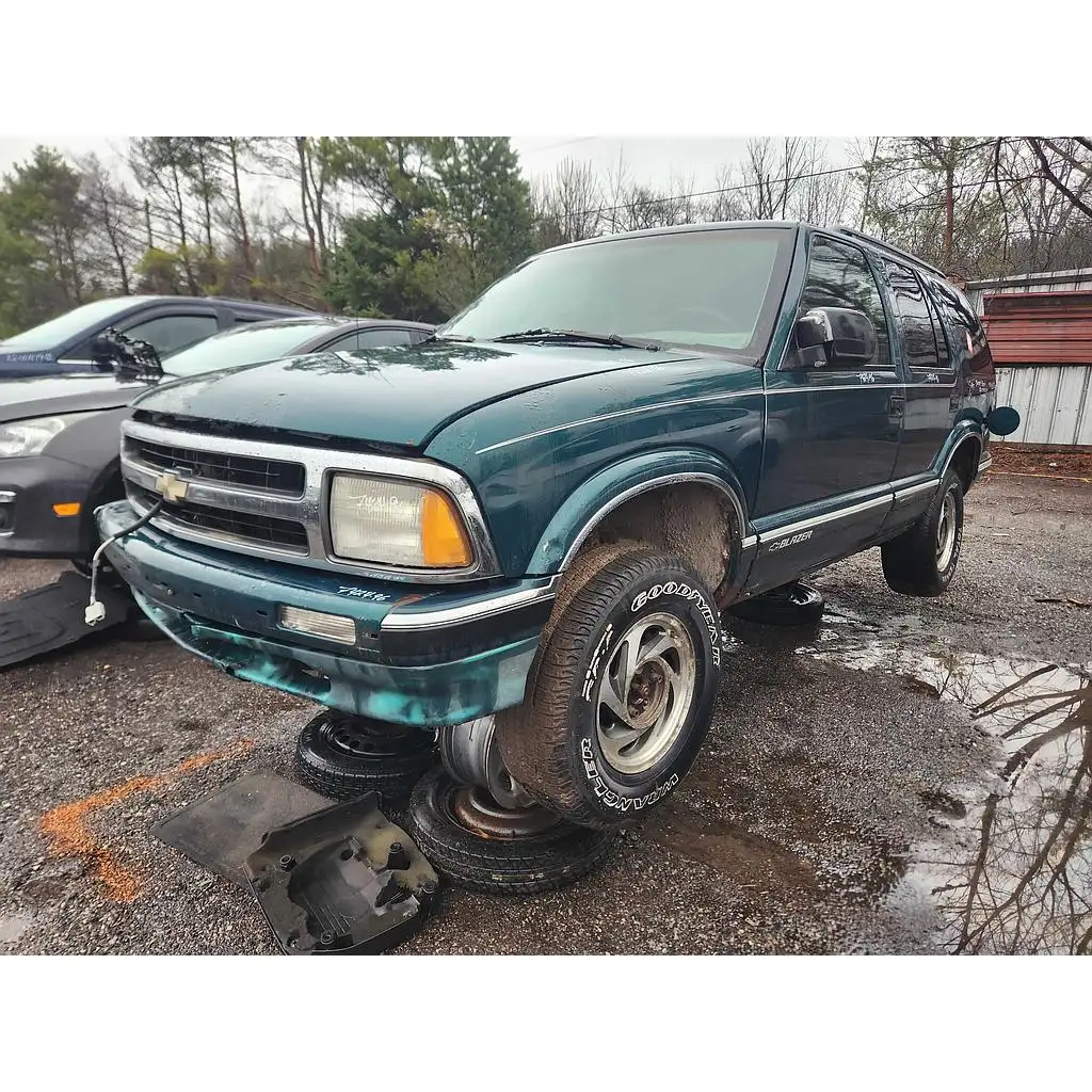 Photo of 1996 Chevrolet Blazer