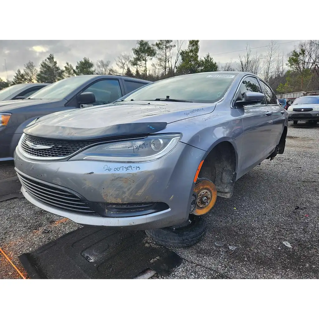 Photo of 2015 Chrysler 200