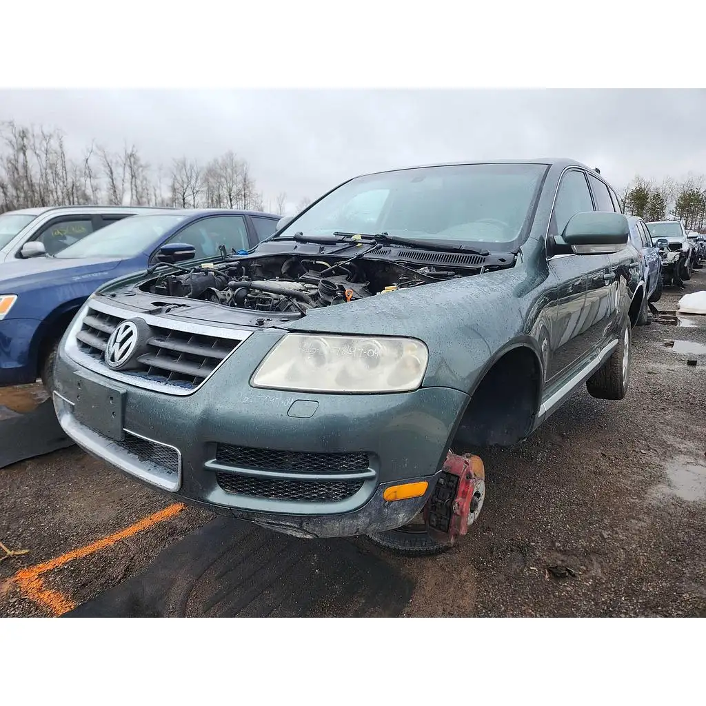 Photo of 2004 Volkswagen Touareg