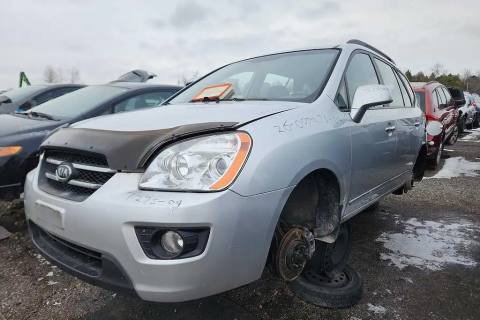 Photo of 2009 Kia Rondo