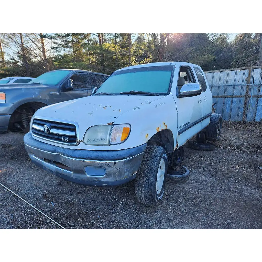 Photo of 2000 Toyota Tundra