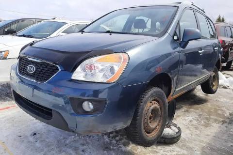 Photo of 2011 Kia Rondo