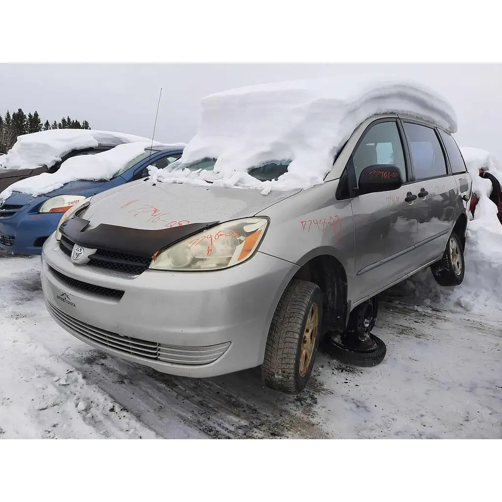 Photo of 2005 Toyota Sienna