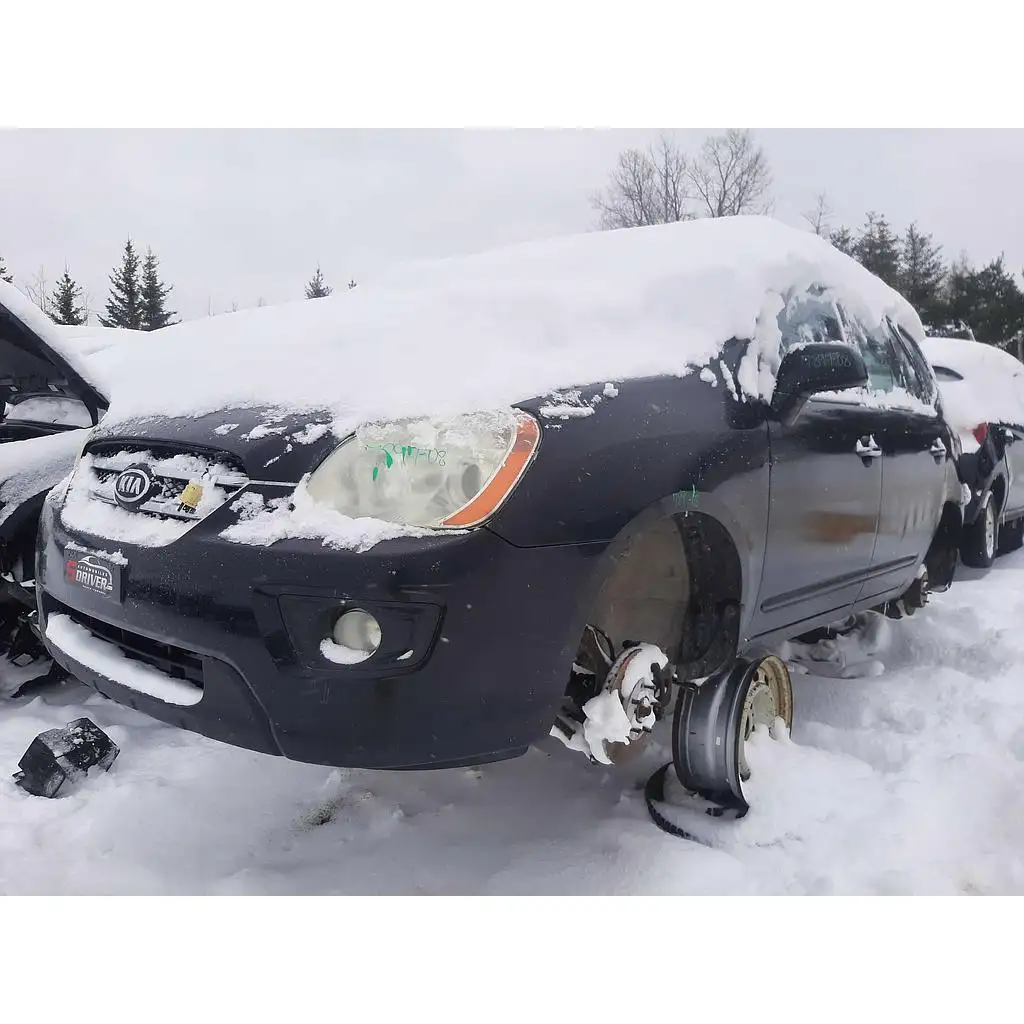 Photo of 2008 Kia Rondo