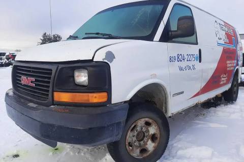 Photo of 2005 Gmc Savana Cargo