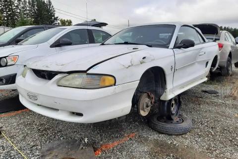Photo of 1998 Ford Mustang