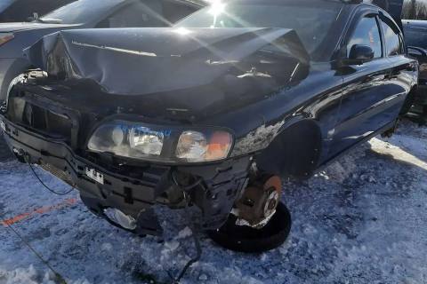 Photo of 2004 Volvo S60