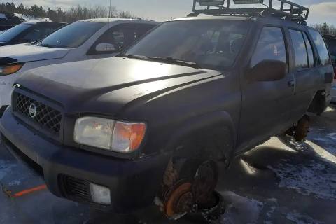 Photo of 2004 Nissan Pathfinder
