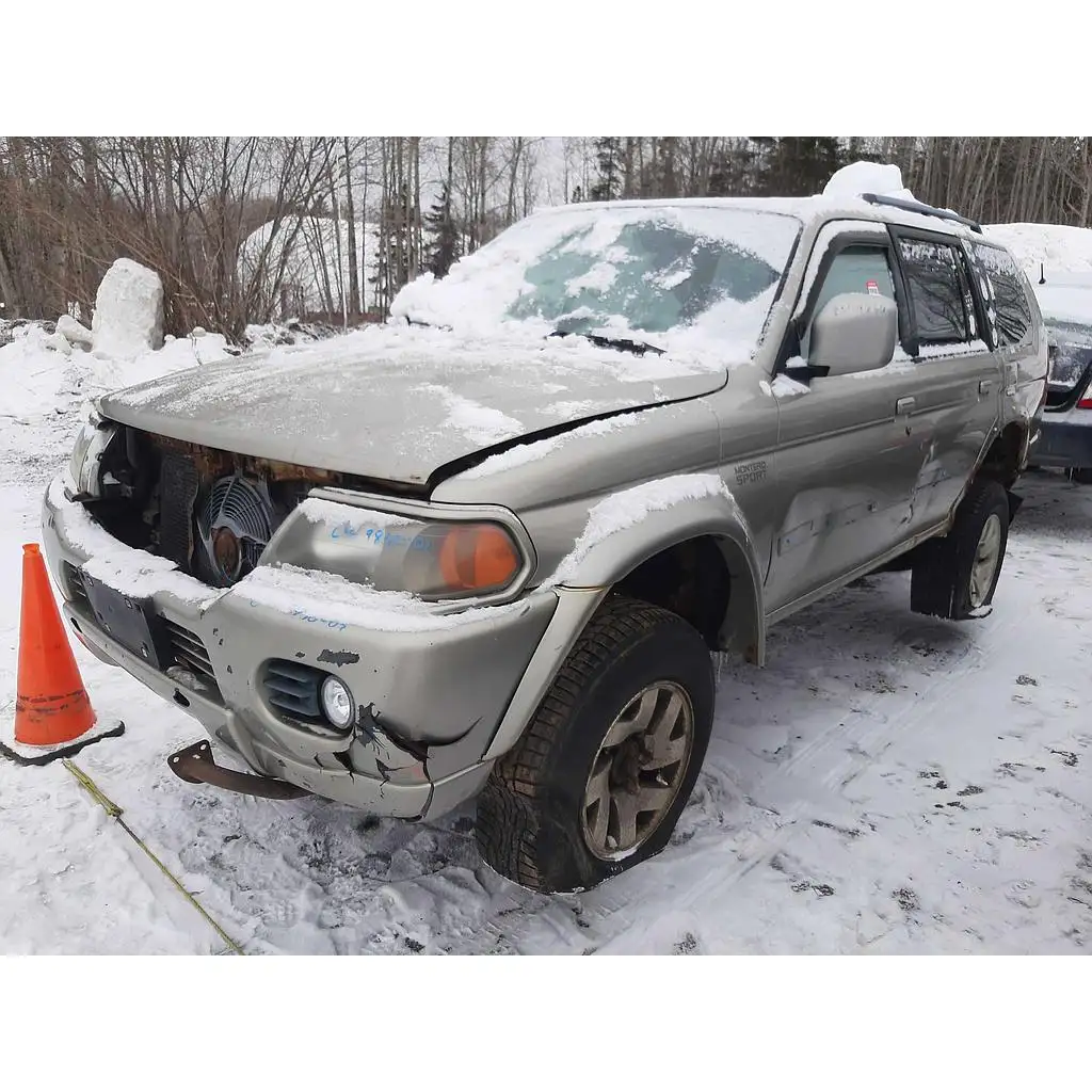 Photo of 2002 Mitsubishi Montero