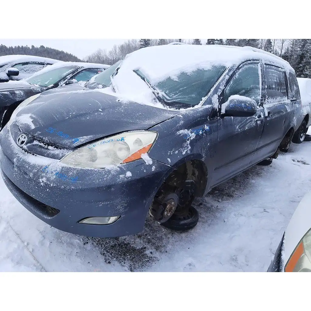 Photo of 2008 Toyota Sienna