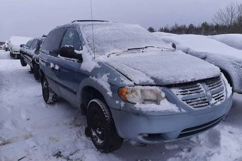 Photo of 2005 Dodge Caravan