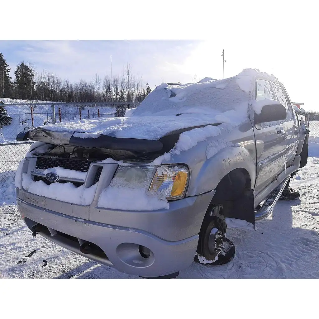 Photo of 2004 Ford Explorer