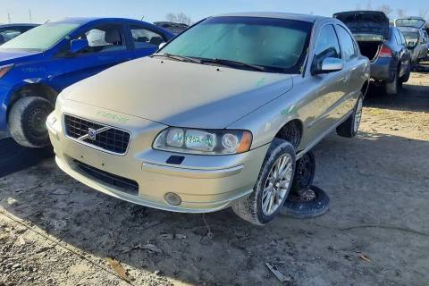 Photo of 2005 Volvo S60