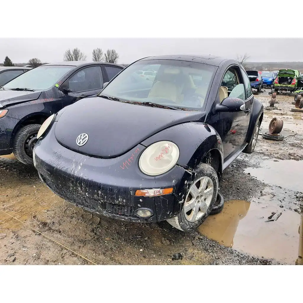 Photo of 2007 Volkswagen New Beetle