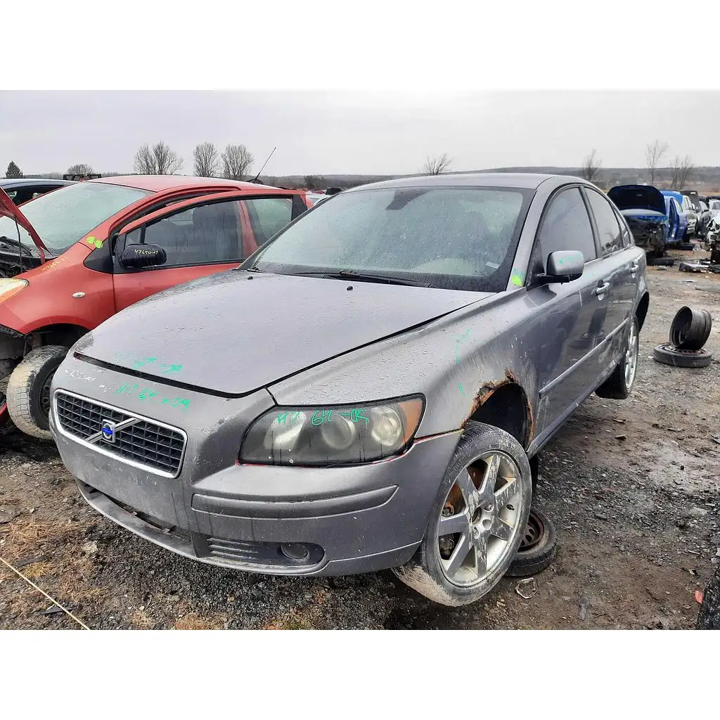 Photo of 2005 Volvo S40