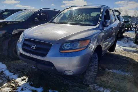 Photo of 2011 Hyundai Santa Fe