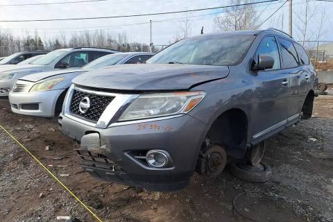 Photo of 2015 Nissan Pathfinder