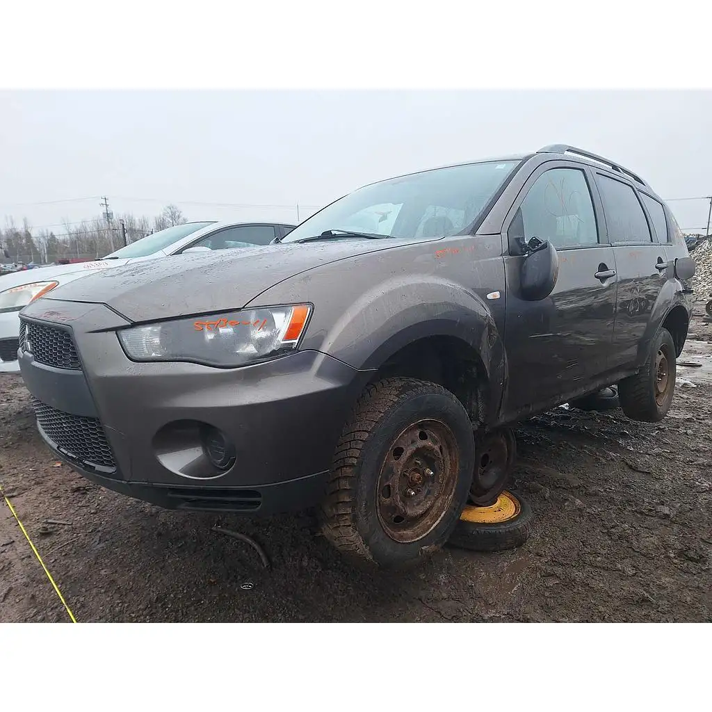 Photo of 2011 Mitsubishi Outlander