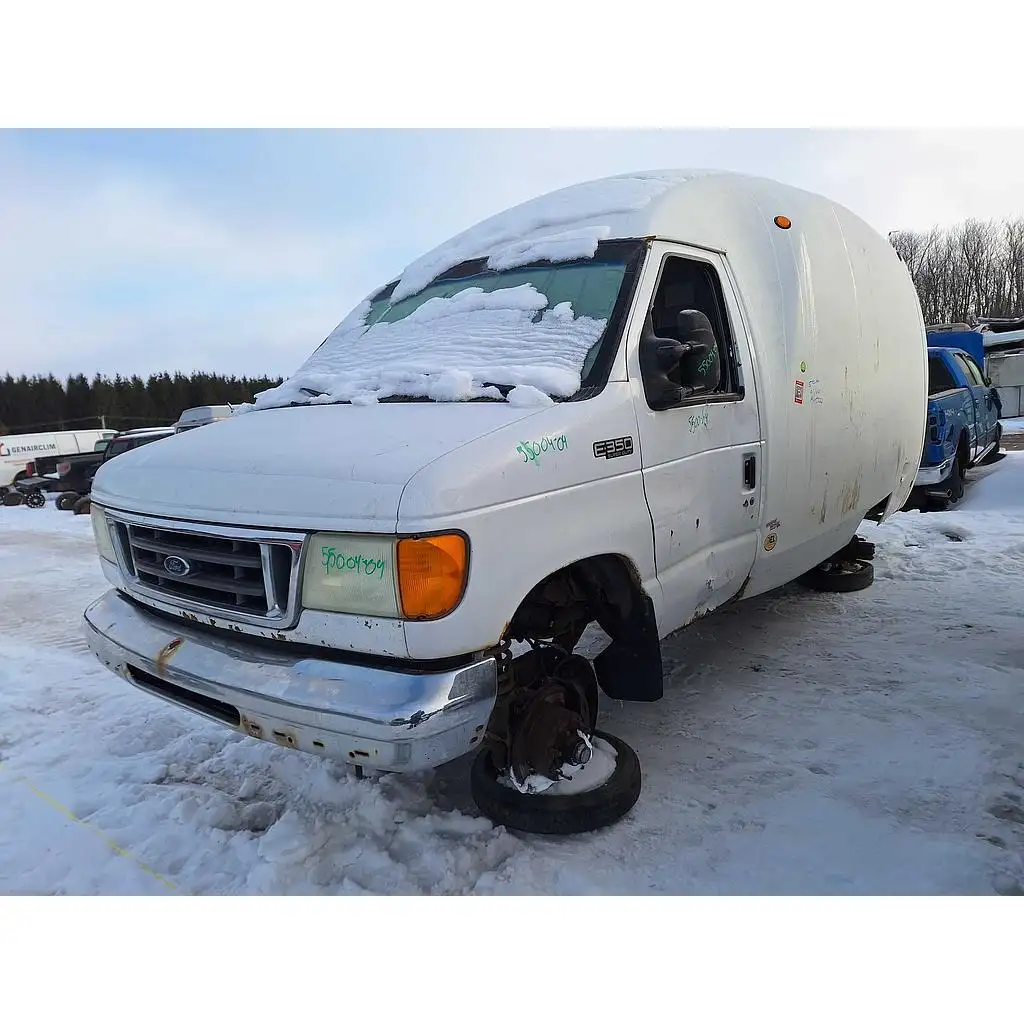 Photo of 2004 Ford Econoline