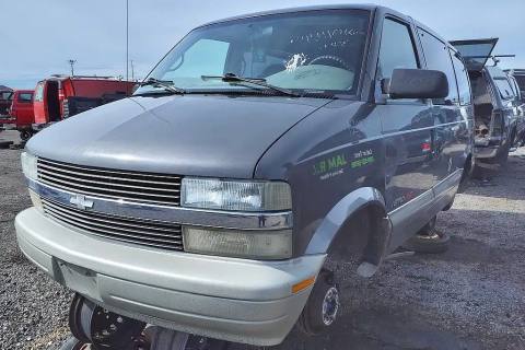 Photo of 2002 Chevrolet Astro