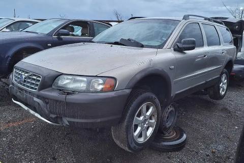 Photo of 2004 Volvo V70