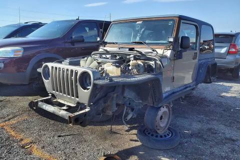 Photo of 2003 Jeep Wrangler
