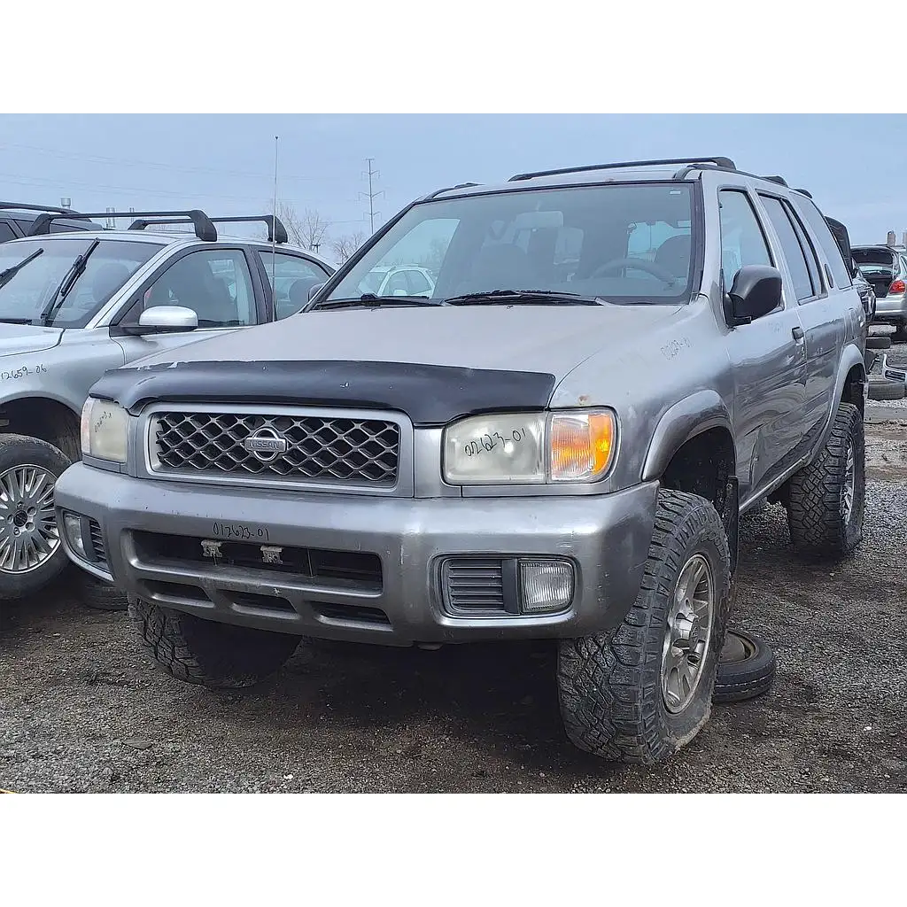 Photo of 2001 Nissan Pathfinder