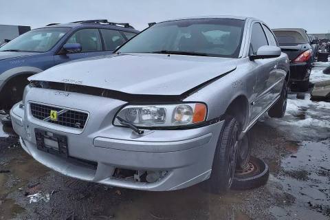 Photo of 2005 Volvo S60