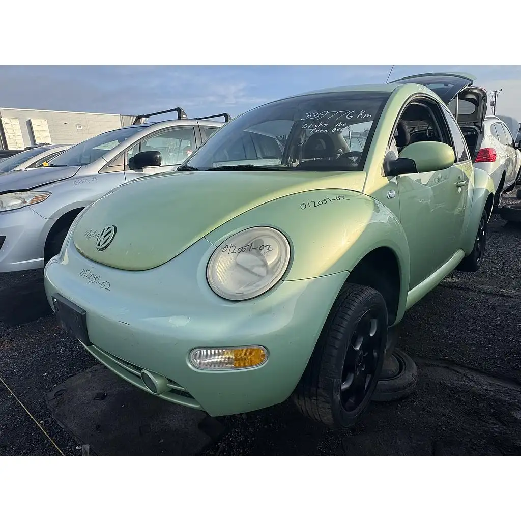 Photo of 2002 Volkswagen New Beetle
