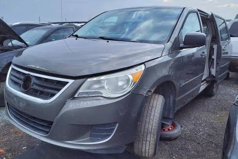 Photo of 2010 Volkswagen Routan