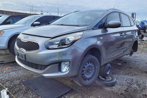 Photo of 2015 Kia Rondo