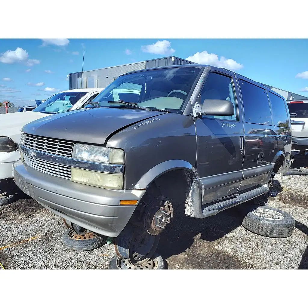 Photo of 2004 Chevrolet Astro