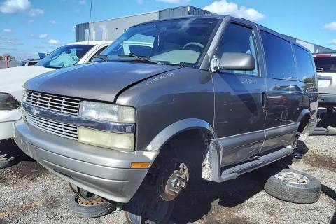 Photo of 2004 Chevrolet Astro