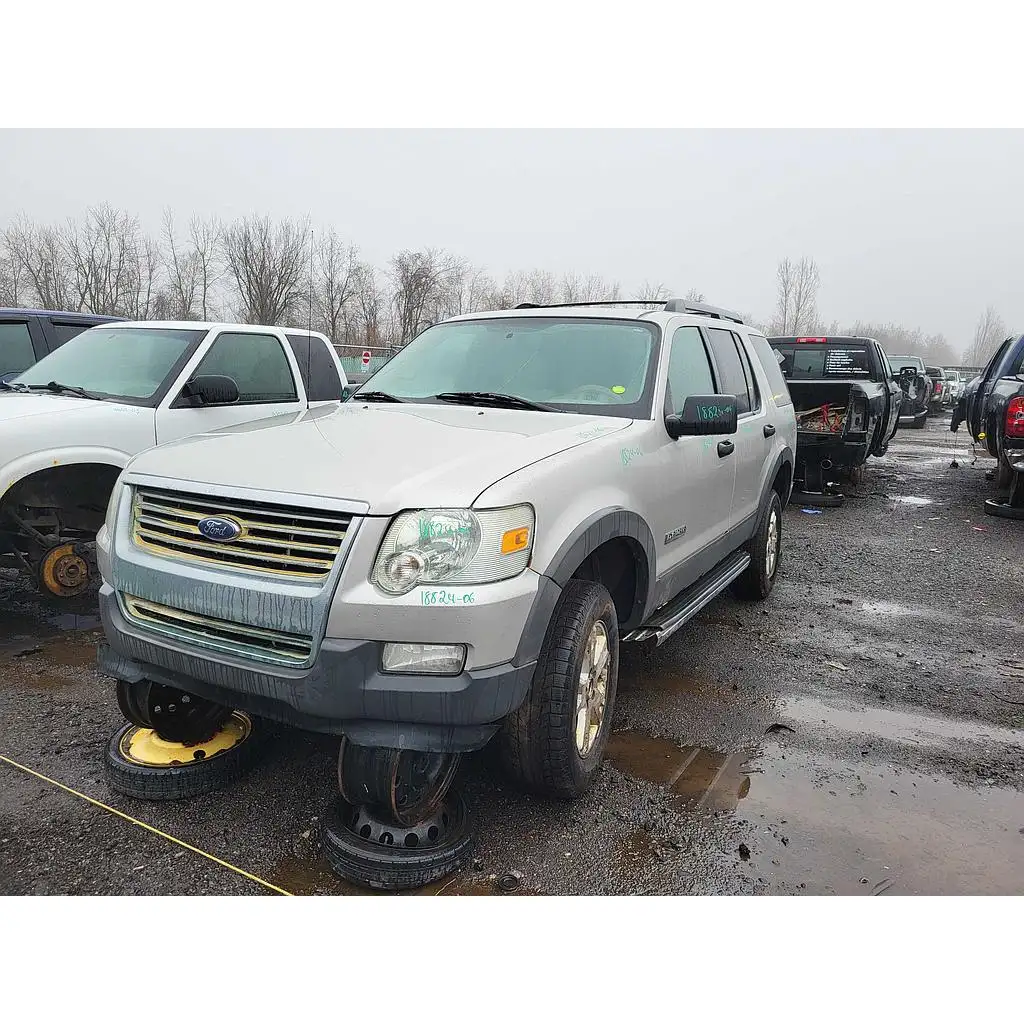 Photo of 2006 Ford Explorer