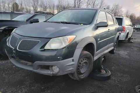 Photo of 2006 Pontiac Vibe
