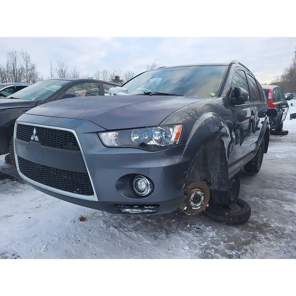 Photo of 2010 Mitsubishi Outlander